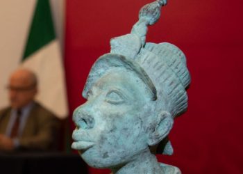 Mexico returns ancient bronze sculpture to Nigeria