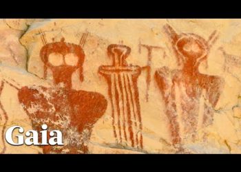 Helmet-Wearing Astronauts Depicted in Ancient Cave Art