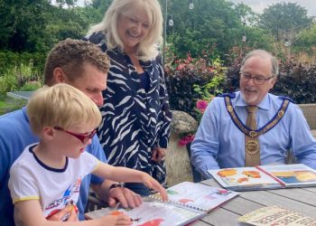 £30,000 Freemasons Grant will help Blind children receive reading support