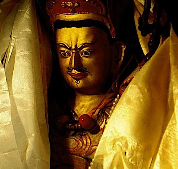 Guru Rinpoche’s advice for visualizing the deity: a how-to from Padmasambhava with advice from today’s teachers (with video how-to)