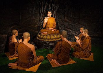Sutra in Forty-Two Sections — excerpts of timeless wisdom and practice advice from the World Honoured One