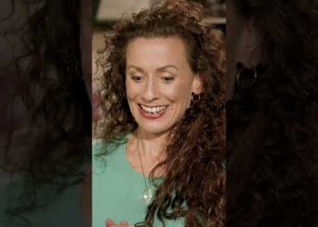 Psychic Paramedic SEES Souls at Moment of Death