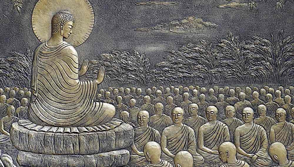 Reciting the Sutra Remembering the Three Jewels on Buddha Days: Purifying Karma, Removing Obstacles, “Skies of Merit”