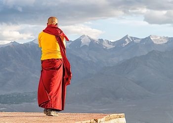 “What Bodhisattvas Do” 37 Practices of All Bodhisattvas: the Total Path, a Daily Recitation, a Perfect Buddhist Practice and Lifestyle