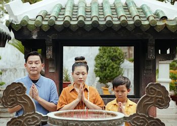 Why do Families Fight? Buddha's advice for Families on Resolving Conflicts; Embracing our Buddha Nature - Buddha Weekly: Buddhist Practices, Mindfulness, Meditation