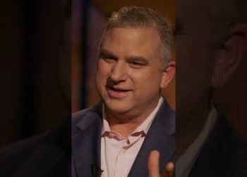 A US Submarine Shot at a USO