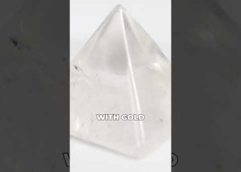 Pyramid Frequencies - The Queens Chamber