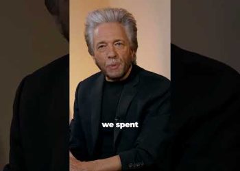 GIANTS that STILL Live in HIMALAYAN CAVES