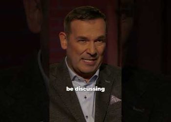 Could the interstellar object 3I/ATLAS be a spacecraft? #UFO #ConspiracyTheory #3IAtlas⁠⁠