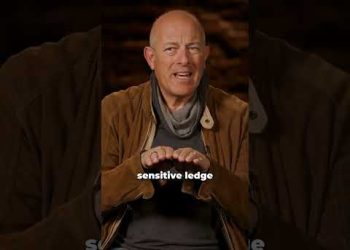 Geologists UNCOVER Massive Ancient City off the Coast of Cuba