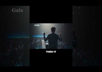 The Revelation of the Method: How Media Shapes Our Quantum Reality